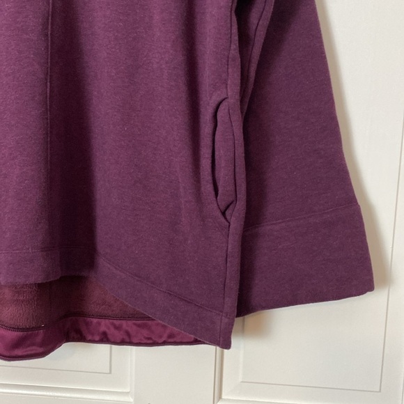 Athleta Cozy Karma Funnel Neck Plum Purple Turtleneck Bozy Sweatshirt Size M - Picture 5 of 10
